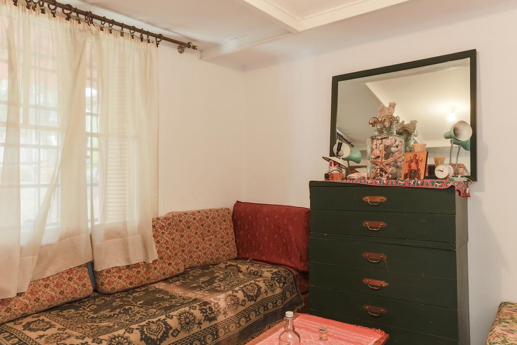 Filopappou Home Атина Екстериор снимка